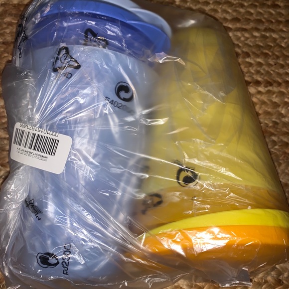 Impressions tumblers by tupperware - Picture 3 of 3